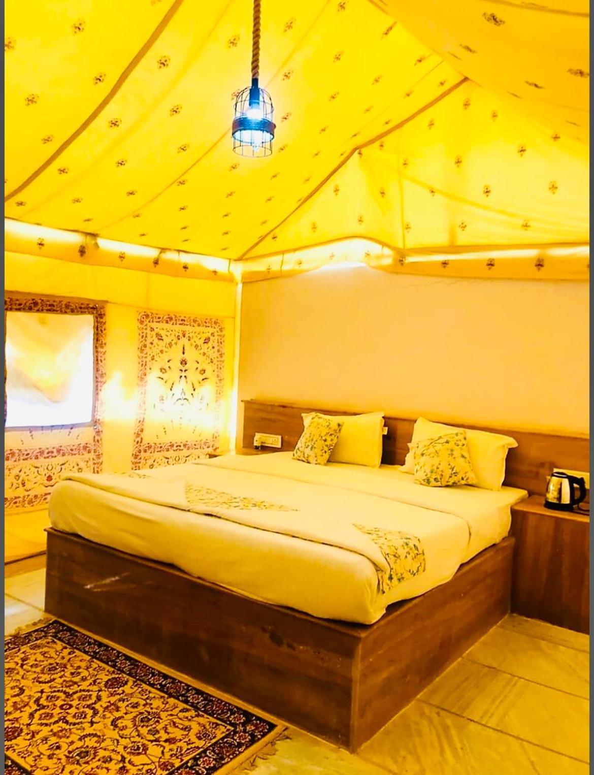 Serendipity Desert Camp&Resort Джайсалмер Екстер'єр фото