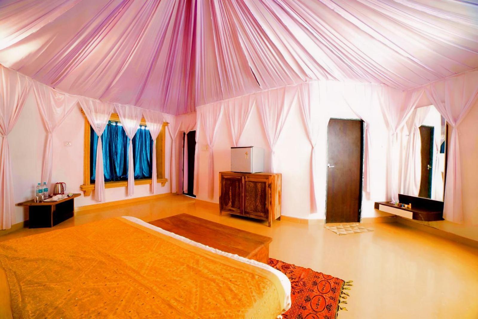 Serendipity Desert Camp&Resort Джайсалмер Екстер'єр фото
